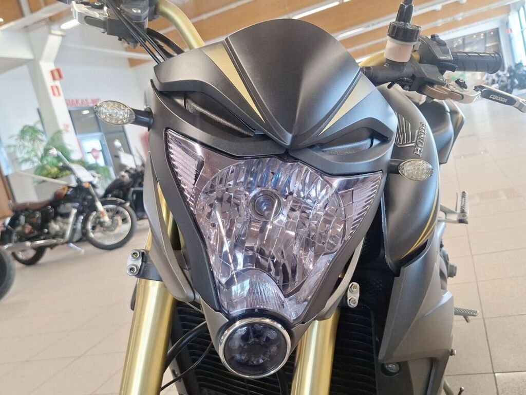 Honda CB 2013 