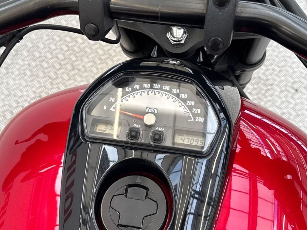 Suzuki INTRUDER 2015 
