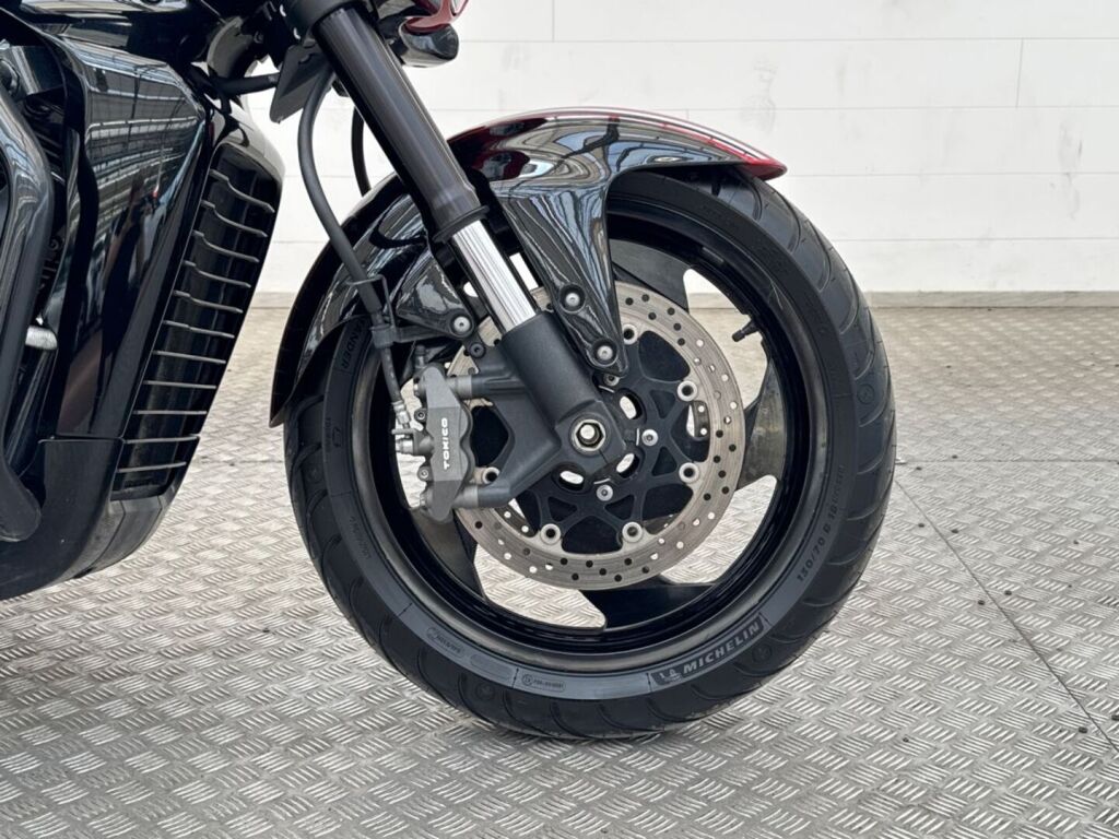 Suzuki INTRUDER 2015 