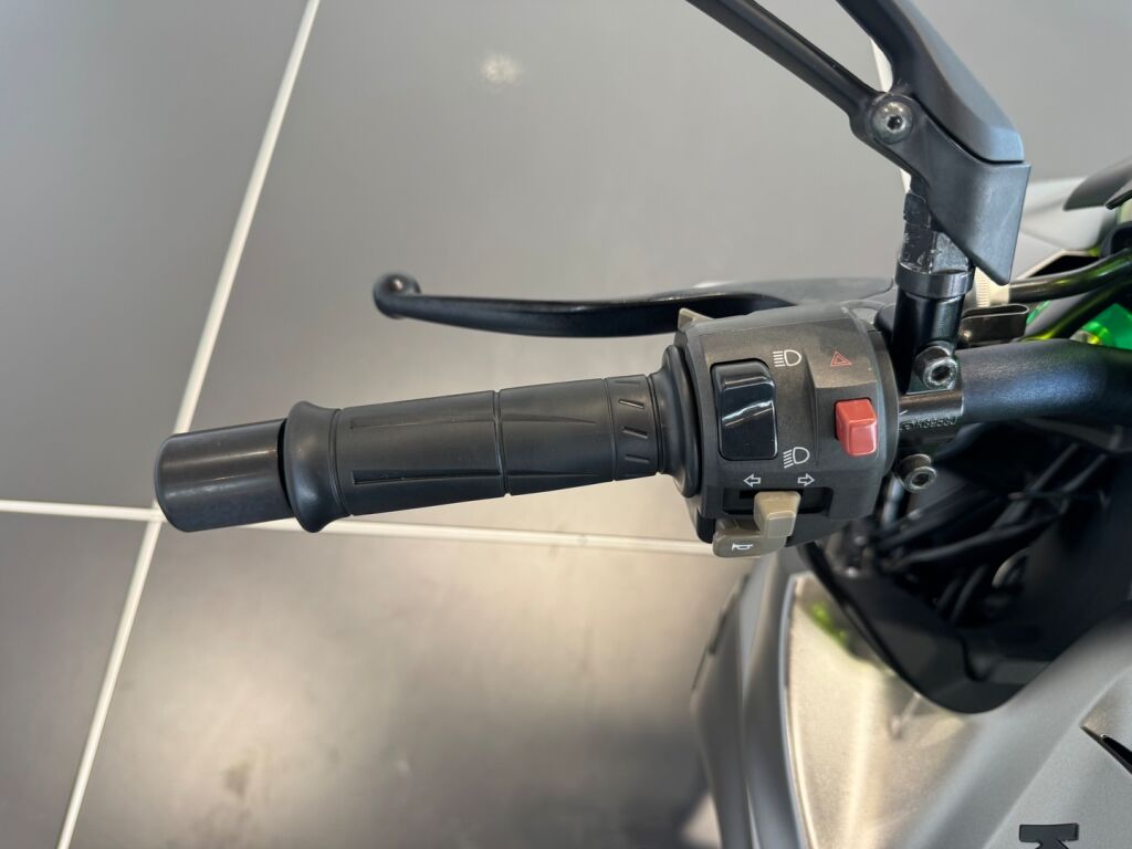 Kawasaki Z 2016 Vihreä