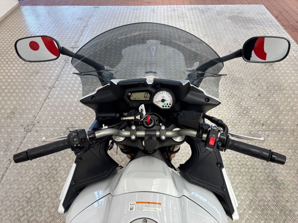 Yamaha FZ8-S 2012 Valkoinen
