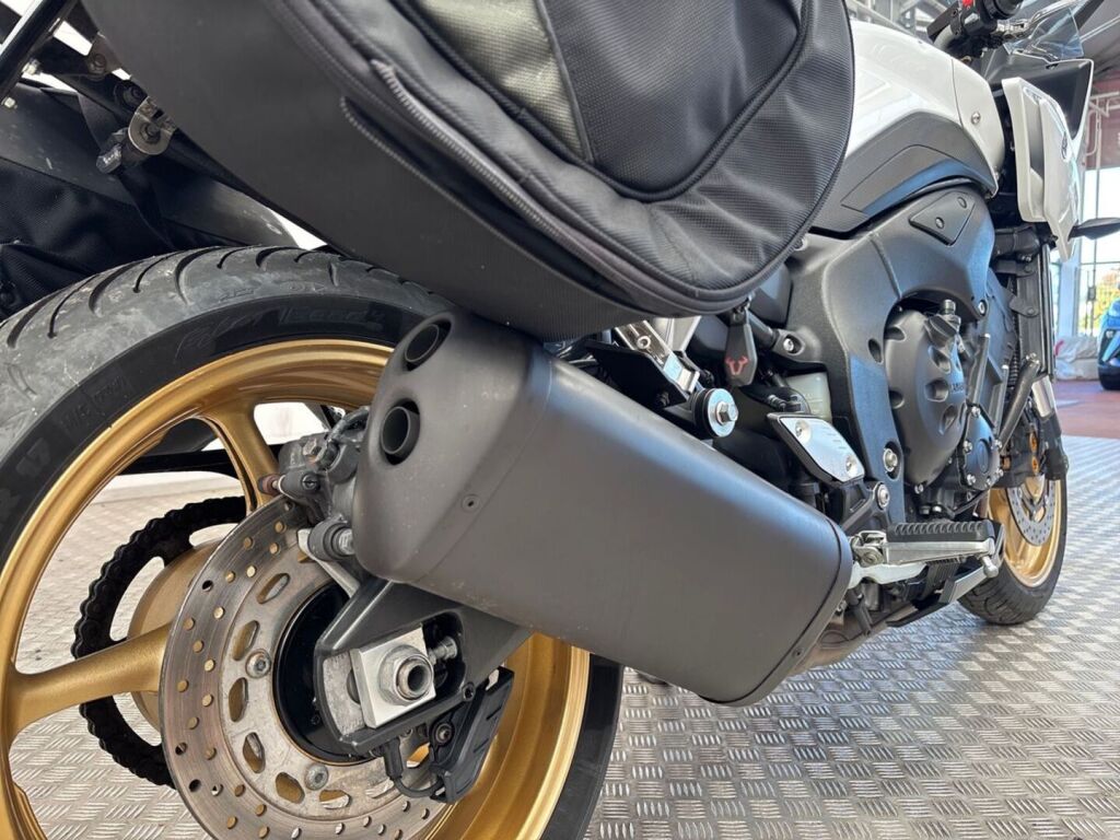 Yamaha FZ8-S 2012 Valkoinen