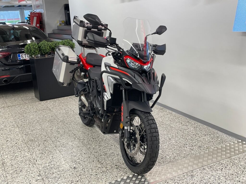 Benelli TRK 2024 