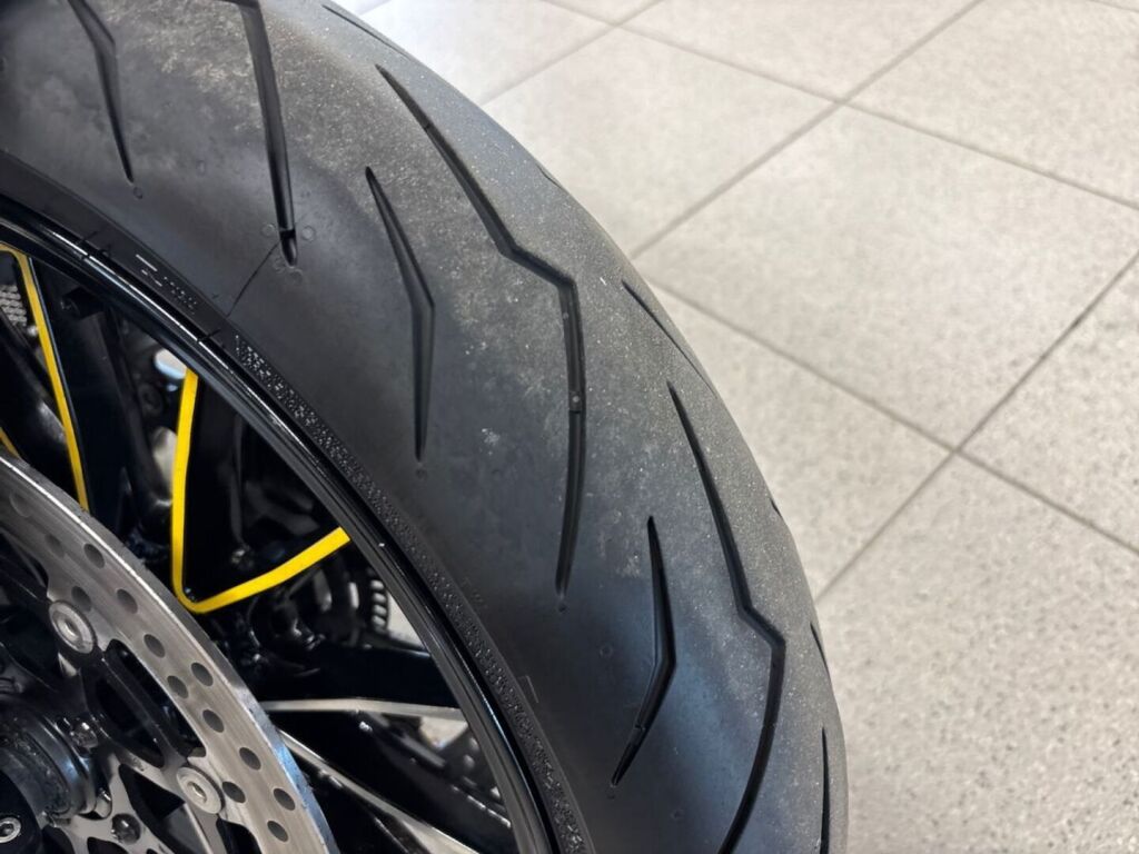 Ducati DIAVEL 2011 