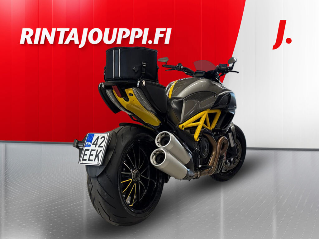 Ducati DIAVEL 2011 