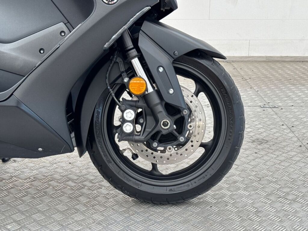 Yamaha T-MAX 2023 