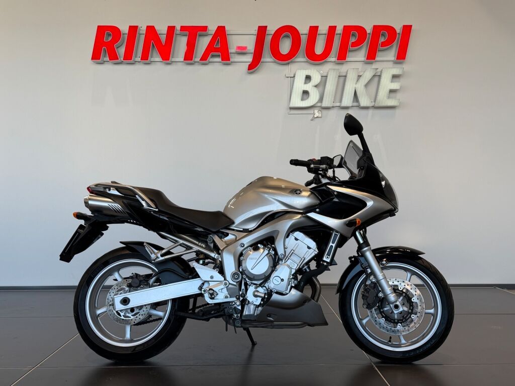 Yamaha FZ6-S 2004 Harmaa
