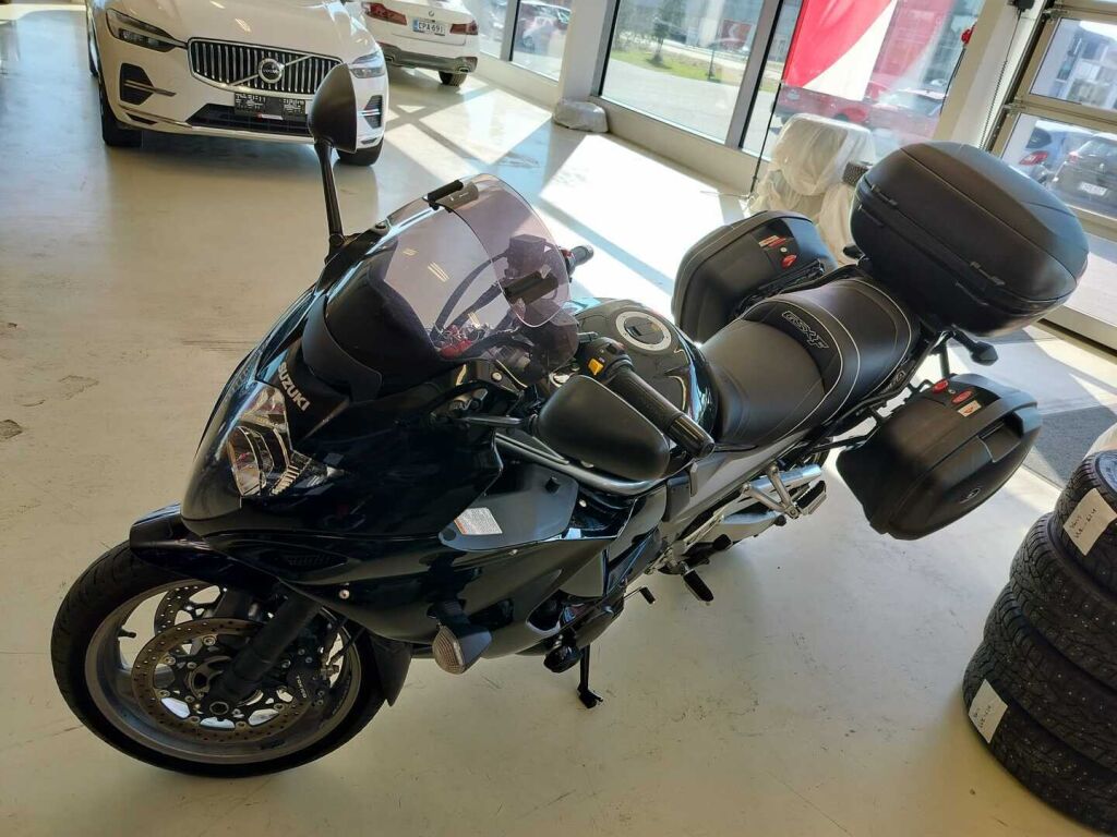 Suzuki GSX 2013 