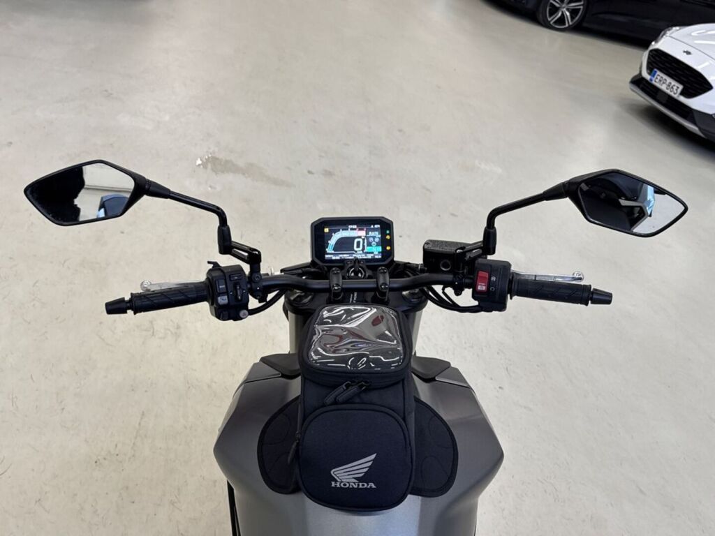 Honda CB 2023 