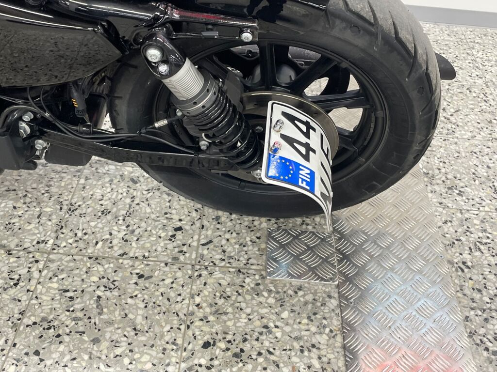 Harley-davidson SPORTSTER 2019 Musta