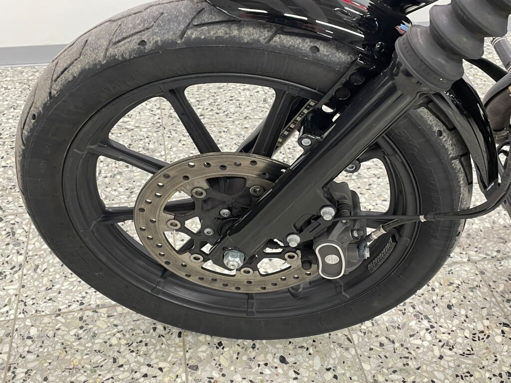 Harley-davidson SPORTSTER 2019 Musta