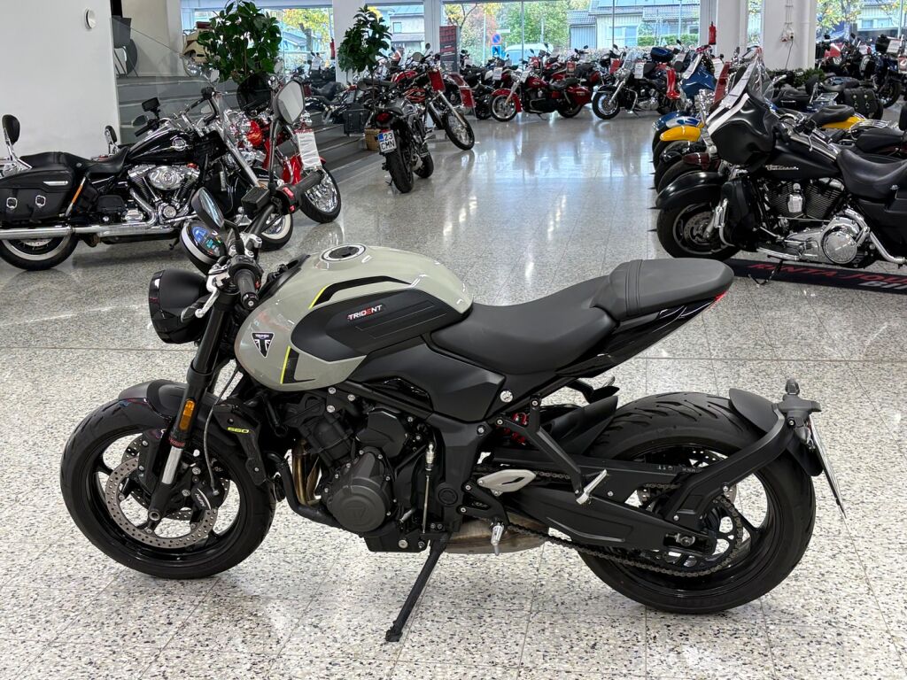 Triumph TRIDENT 2026 