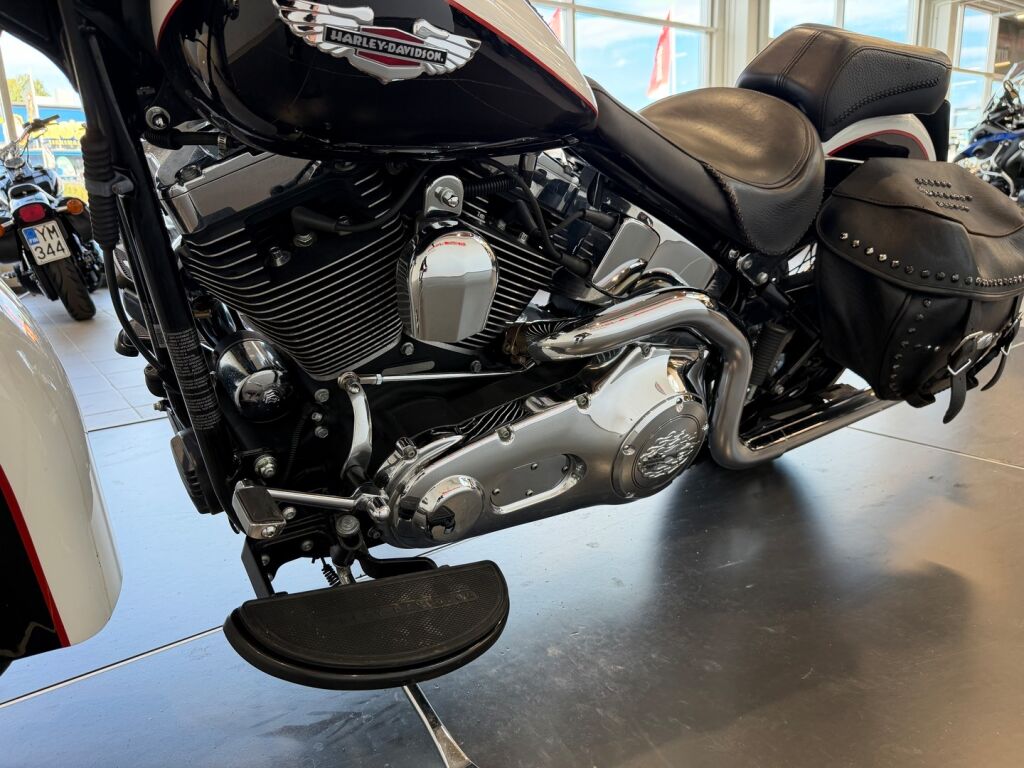 Harley-davidson SOFTAIL 2006 Valkoinen