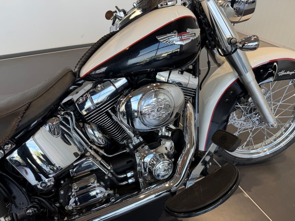 Harley-davidson SOFTAIL 2006 Valkoinen