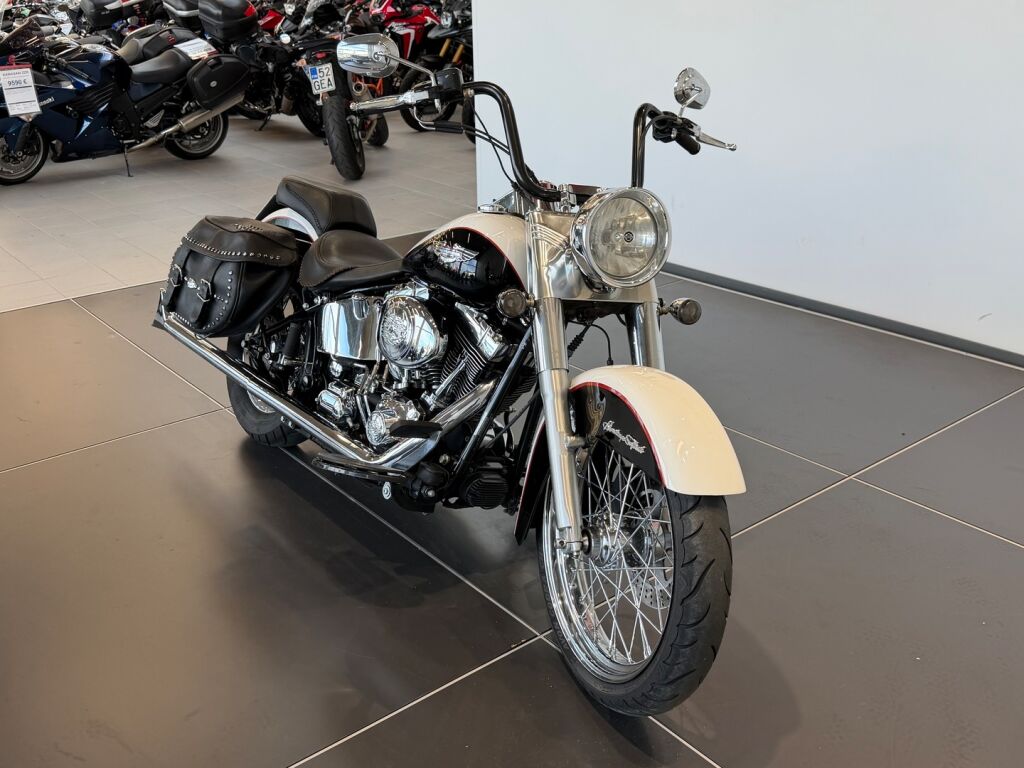 Harley-davidson SOFTAIL 2006 Valkoinen