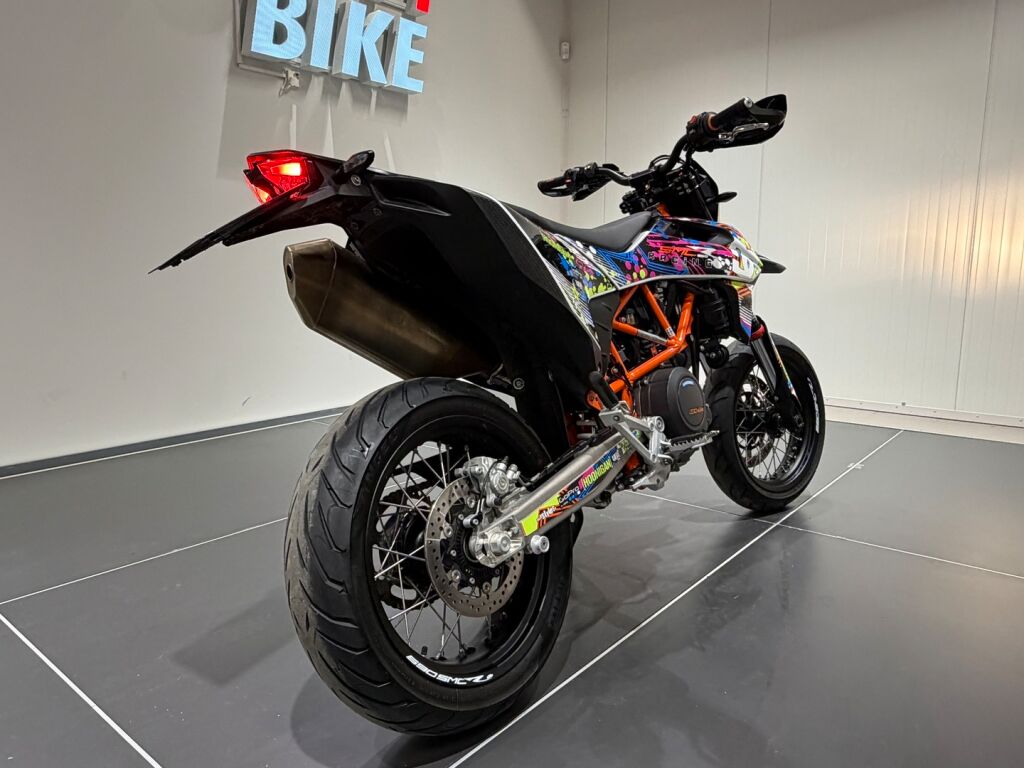 Ktm 690 2020 moniväri