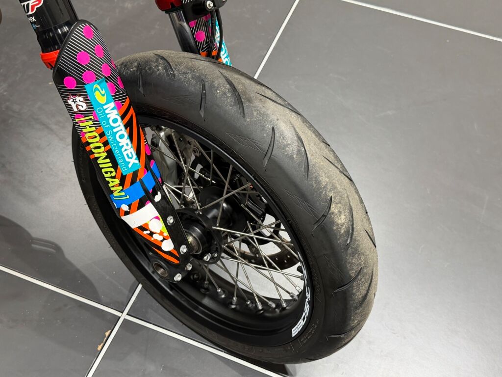 Ktm 690 2020 moniväri