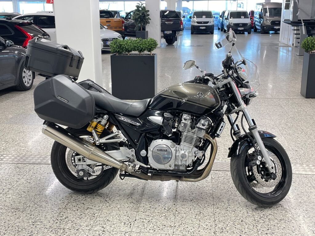 Yamaha XJR 2010 