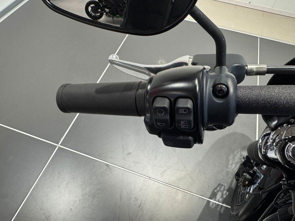 Harley-davidson SOFTAIL 2018 Musta