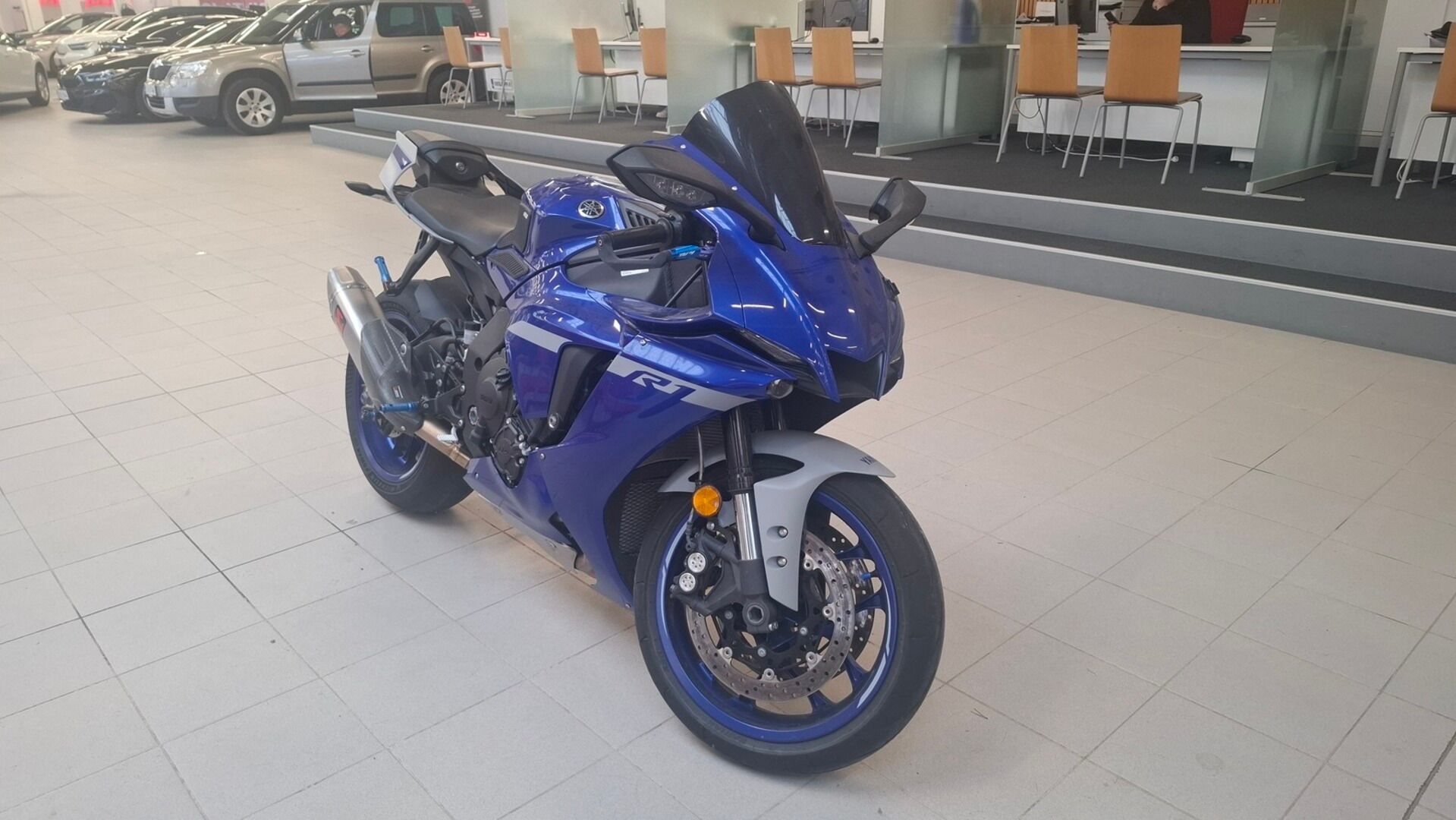 Yamaha YZF-R1