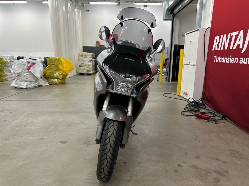 Honda VFR 2011 