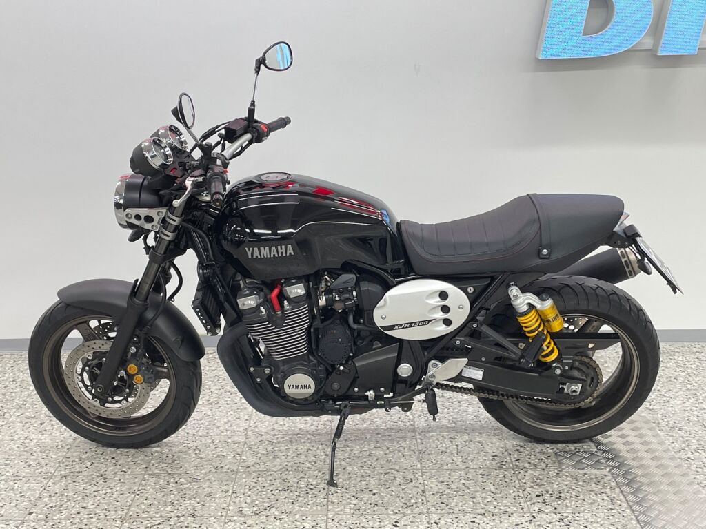 Yamaha XJR 2014 