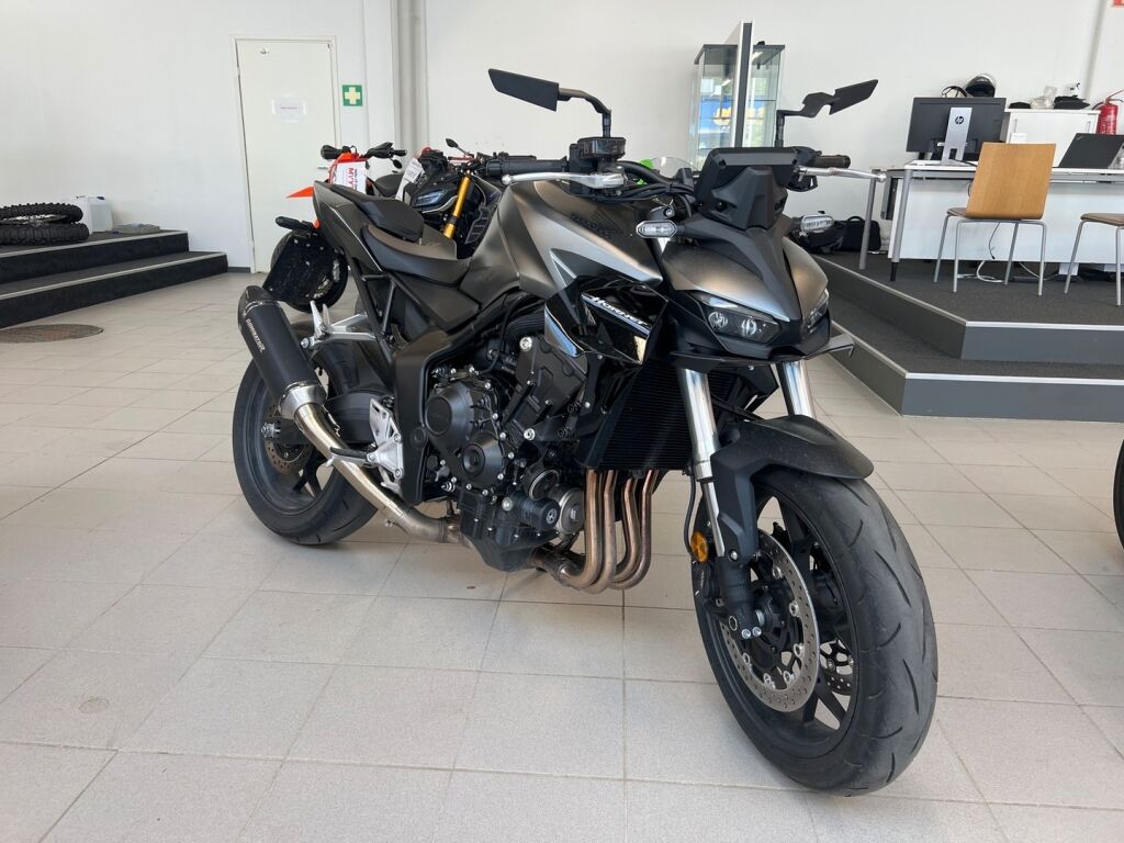 Honda CB 2025 