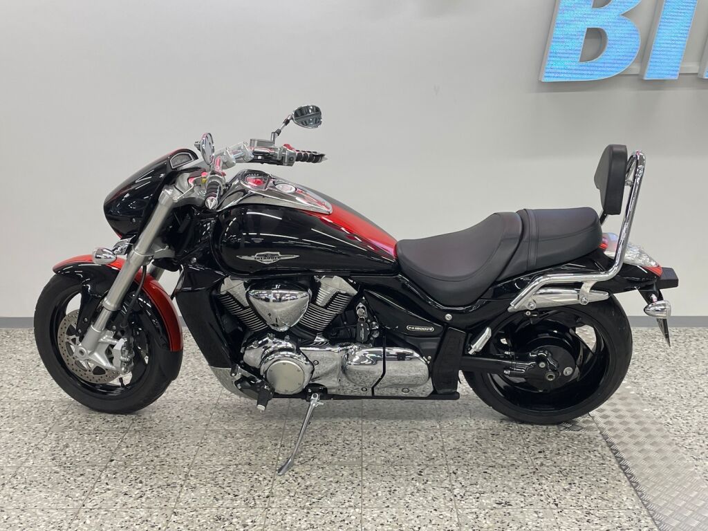 Suzuki Intruder 2012 