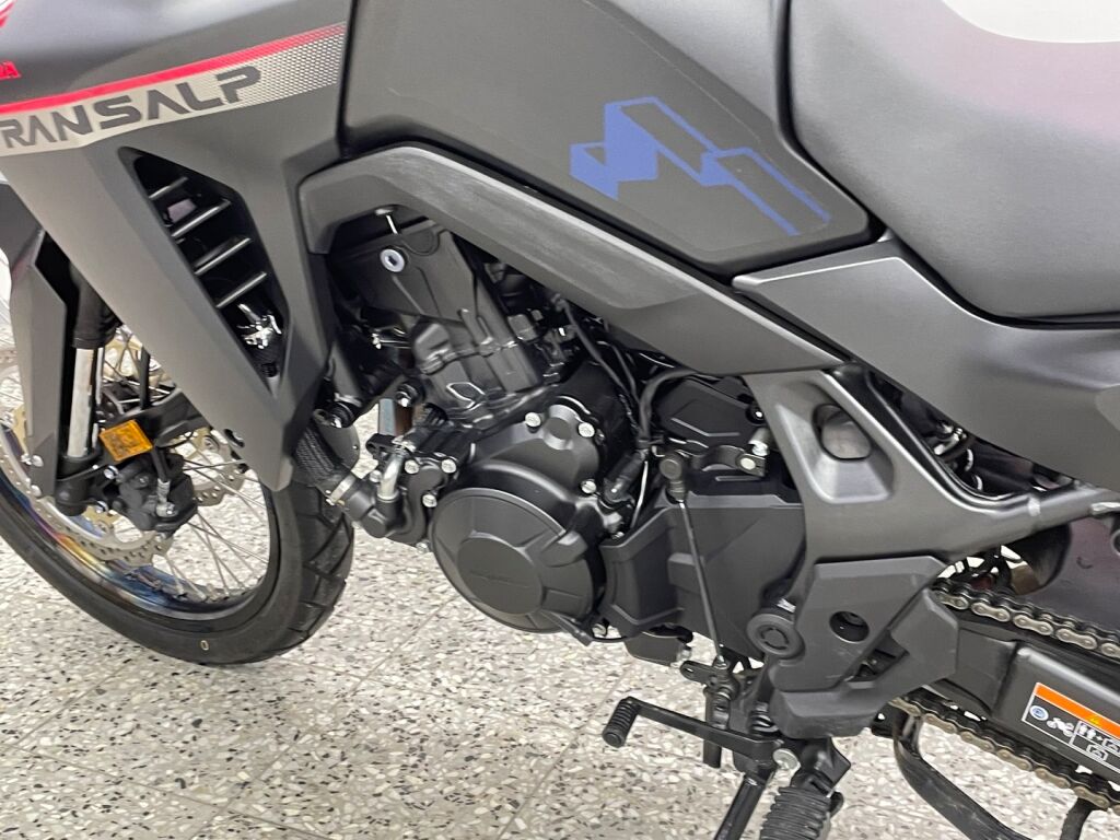 Honda XL 2024 