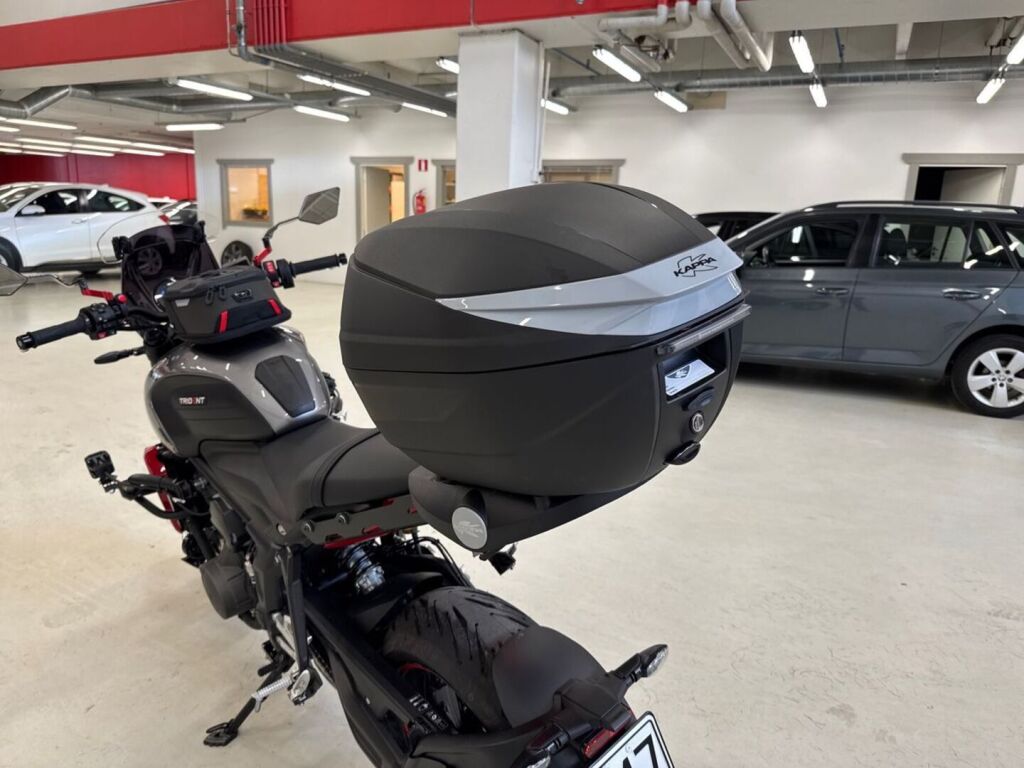 Triumph TRIDENT 2021 