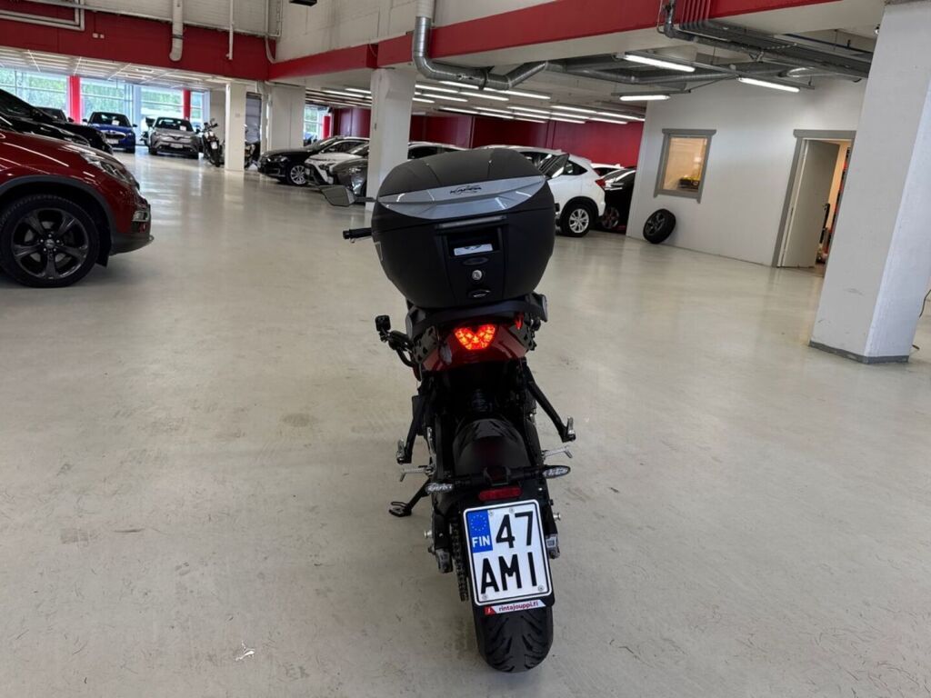 Triumph TRIDENT 2021 