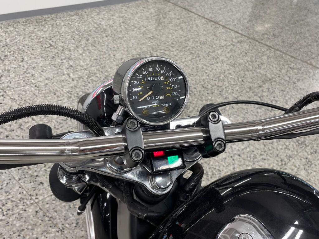 Suzuki VS 1989 Punainen