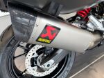 BMW F 2021 Punainen