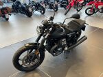 Moto guzzi V7 2023 