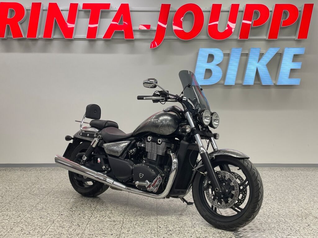 Triumph THUNDERBIRD 2016 ML O 5