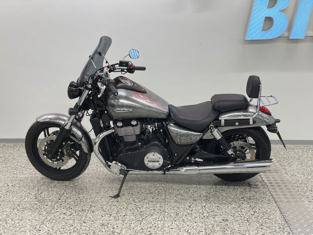 Triumph THUNDERBIRD 2016 ML O 5