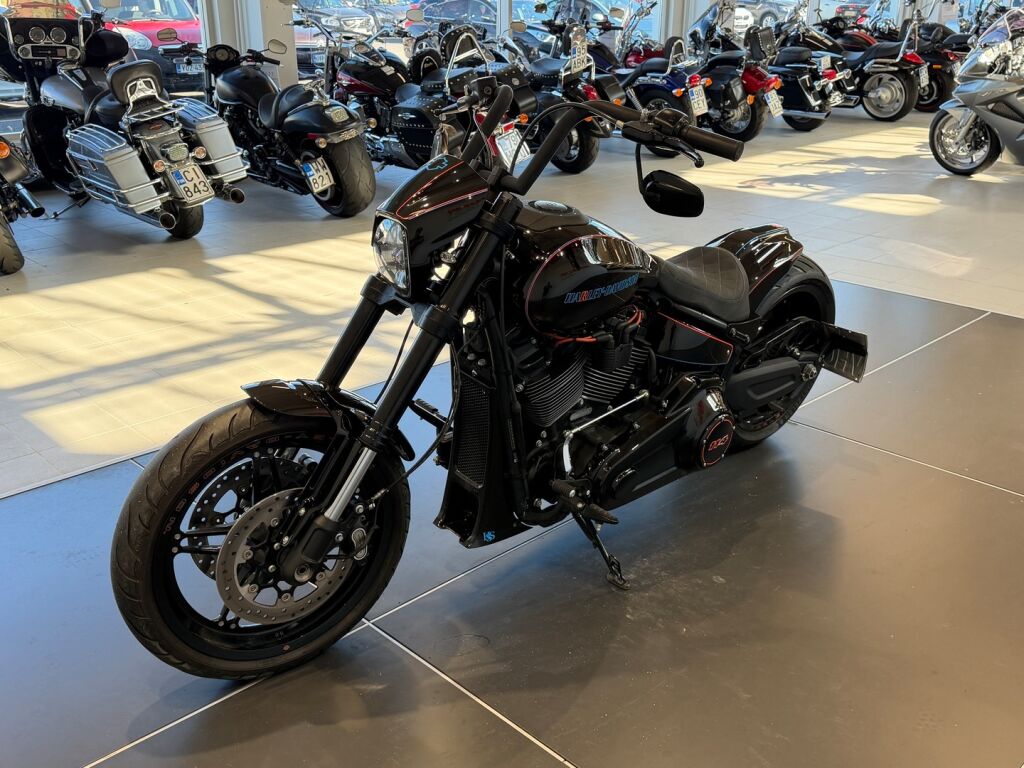 Harley-davidson SOFTAIL 2019 Valkoinen