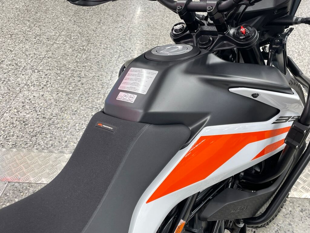 Ktm 390 2021 