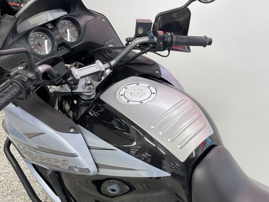 Honda XL 2011 