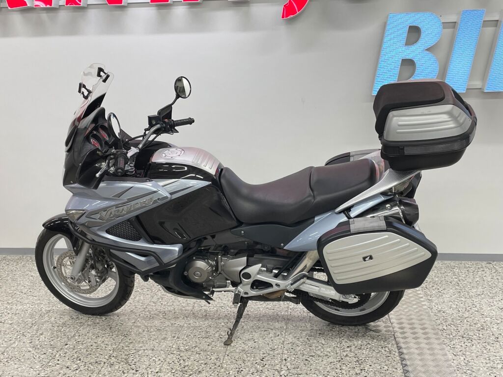Honda XL 2011 
