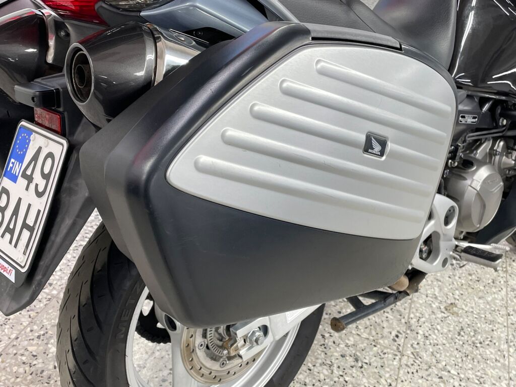 Honda XL 2011 