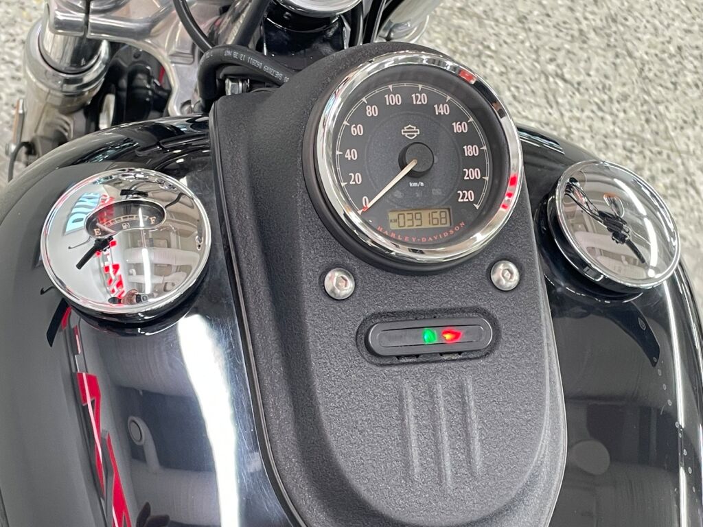 Harley-davidson DYNA 2012 