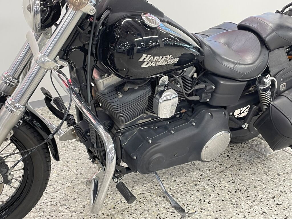Harley-davidson DYNA 2012 