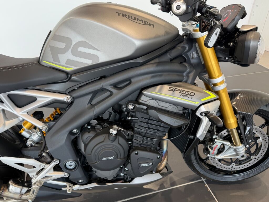 Triumph SPEED TRIPLE 2023 