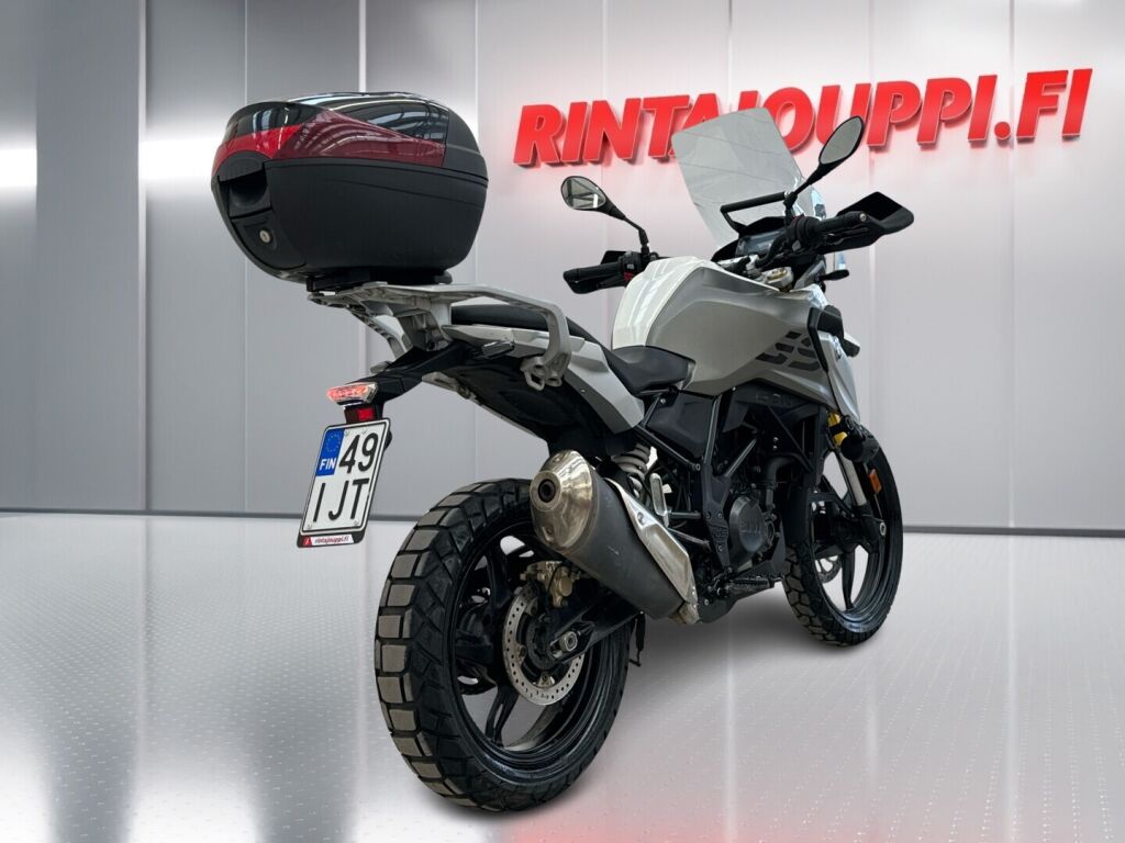 BMW G 2022 Valkoinen