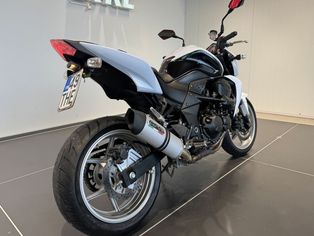 Kawasaki Z 2010 