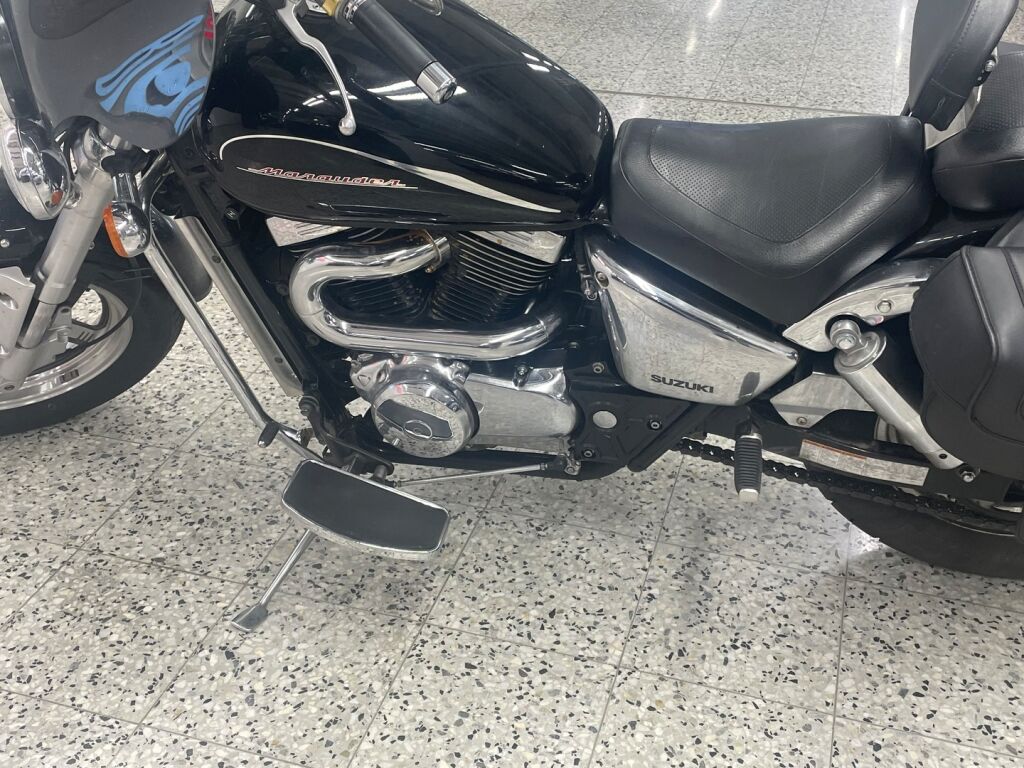 Suzuki VZ 2000 