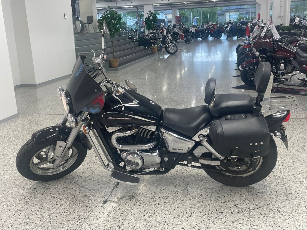 Suzuki VZ 2000 