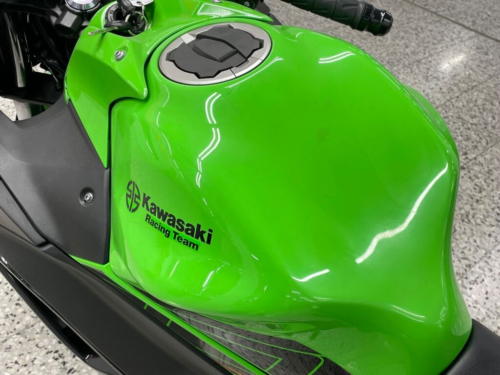 Kawasaki NINJA 2023 