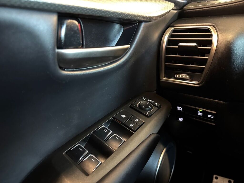 Lexus NX 2020 Valkoinen